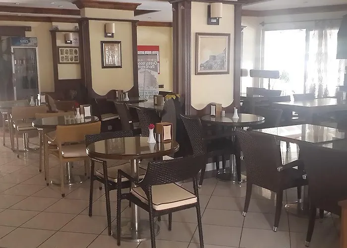 克列奥帕特拉酒店 3* 阿拉尼亚