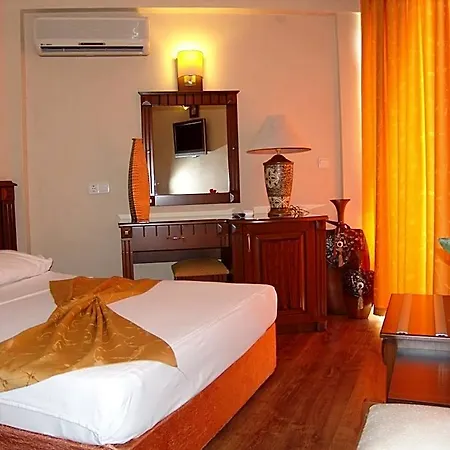 Otel Kleopatra Ikiz