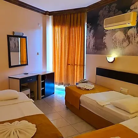 Otel Kleopatra Ikiz 3*